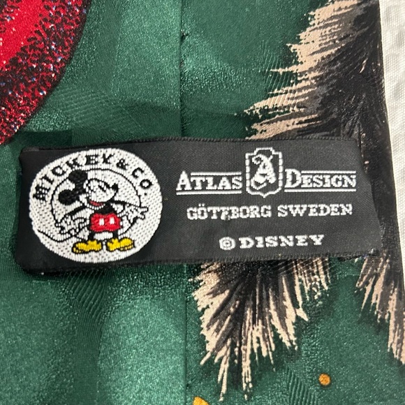 Mickey Holiday tie - Picture 7 of 8